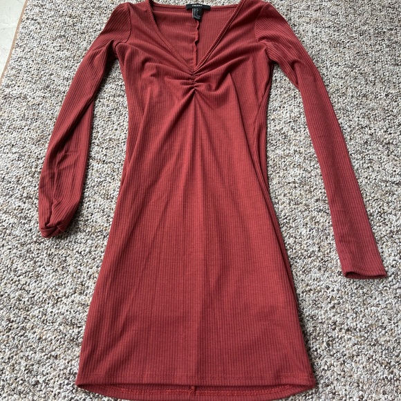 Dress - Picture 3 of 5